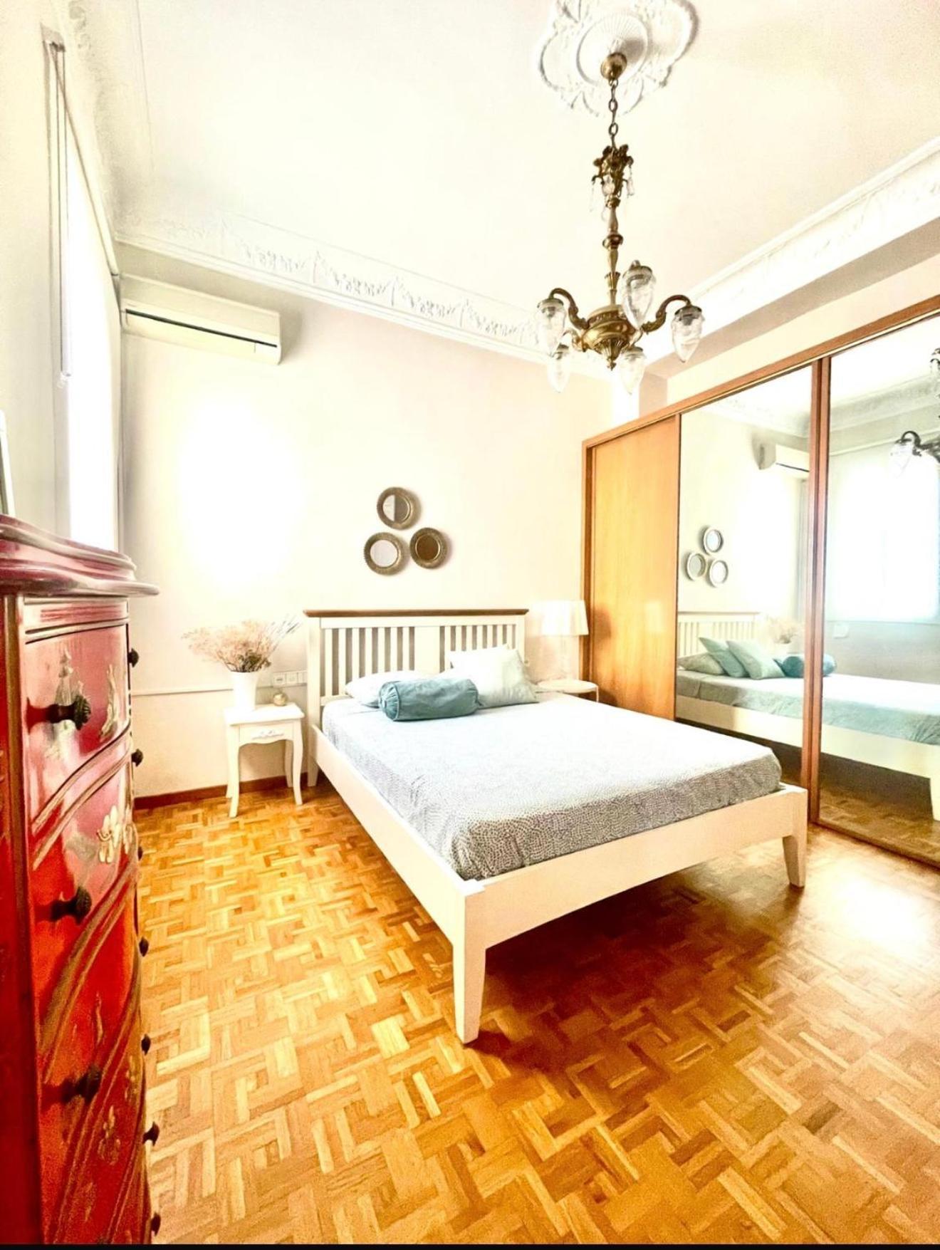 El Palacete Gran Via Valencia Ngoại thất bức ảnh
